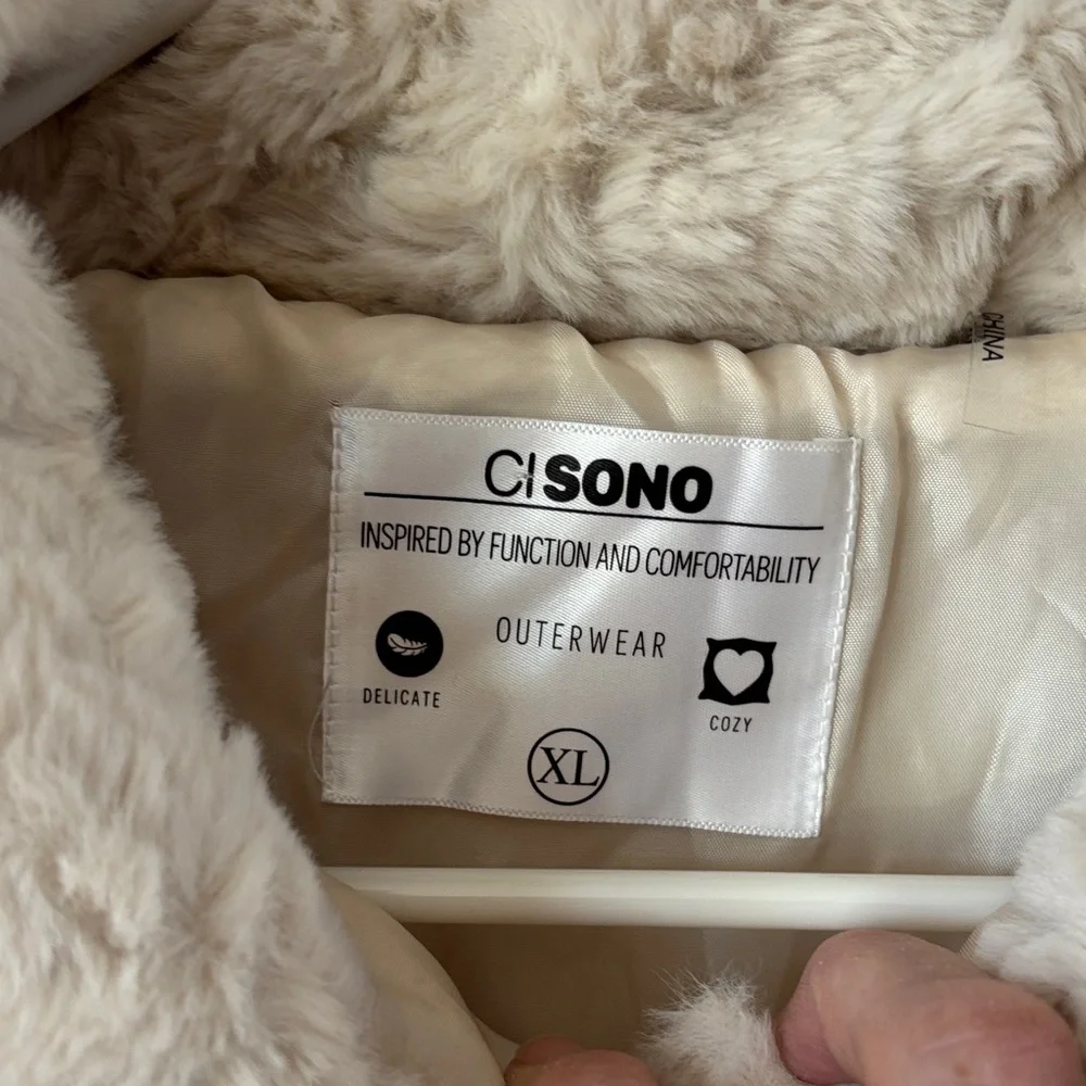 Ci Sono Cream Teddy Jacket - Picture 2 of 11